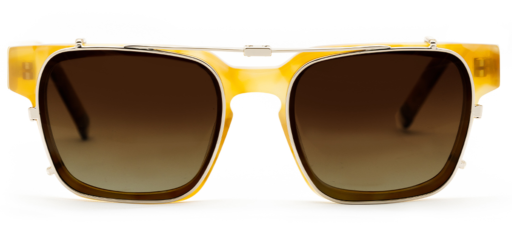 Douglas_Folding Clip On_Front