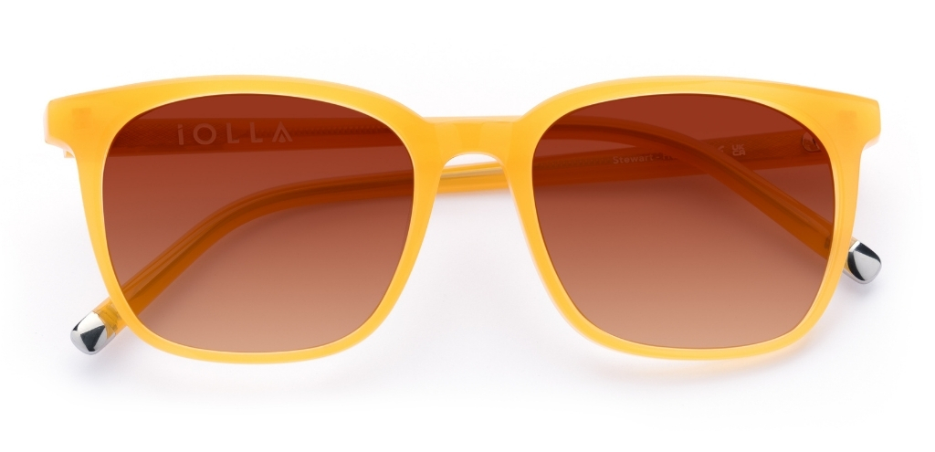 Stewart in Honey – Oversized Square Sunglasses | IOLLA