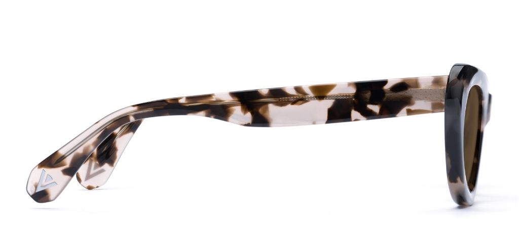 Kelly_Vanilla Tortoise_Sunglasses_side_forweb.jpg