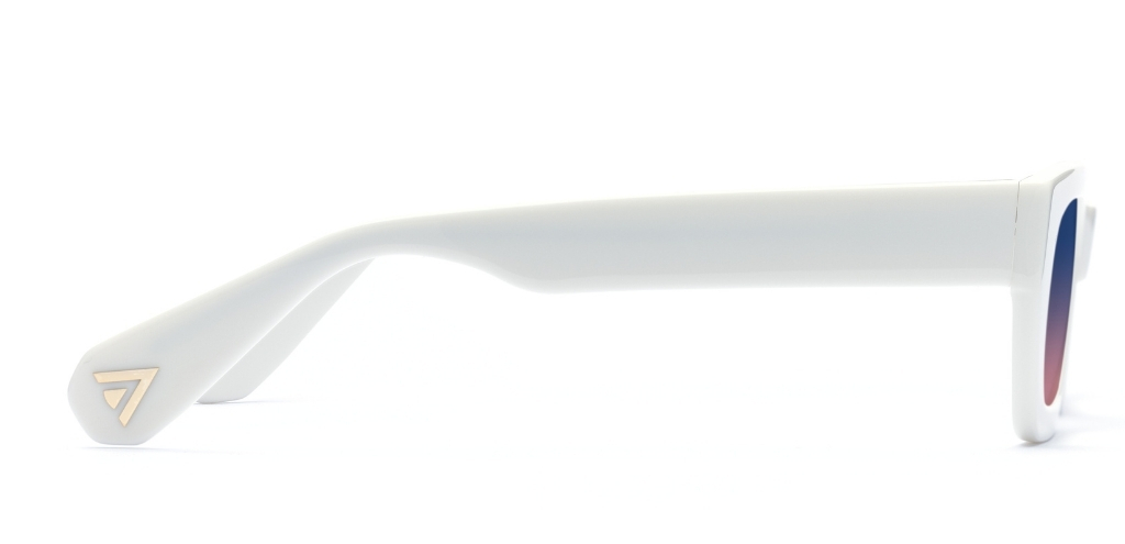 Shaw_White_Gradient_side_forweb.jpg