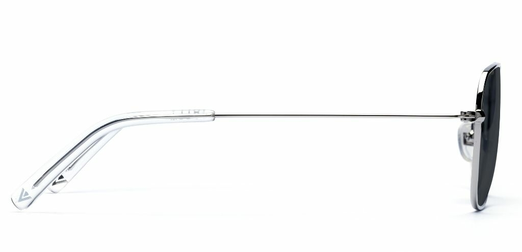 Walker in Chrome Silver – Modern Metal Aviator Sunglasses | IOLLA