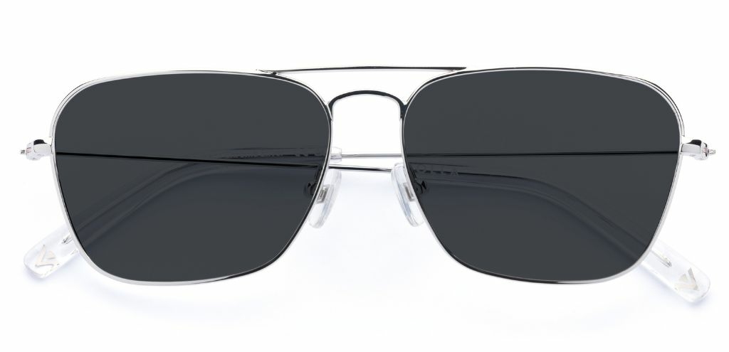 Walker in Chrome Silver – Classic Aviator Sunglasses | IOLLA