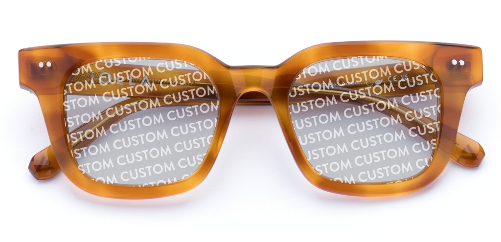 Clyde_Amber_Custom_folded_forweb