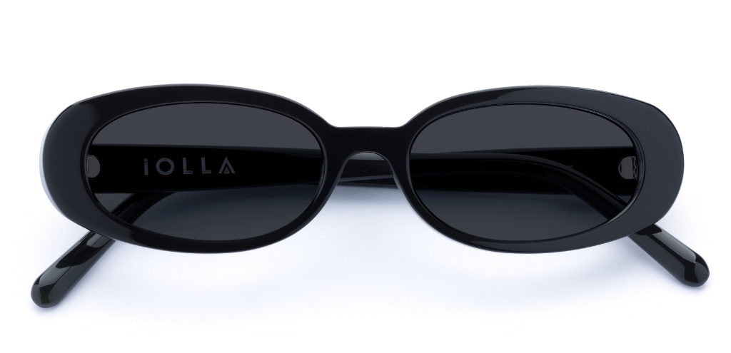 Cooper_Black_sunglasses_folded_forweb.jpg