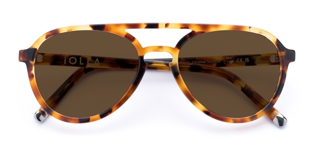 Nicol_CaramelTortoise_Sunglasses_folded_forweb.jpg