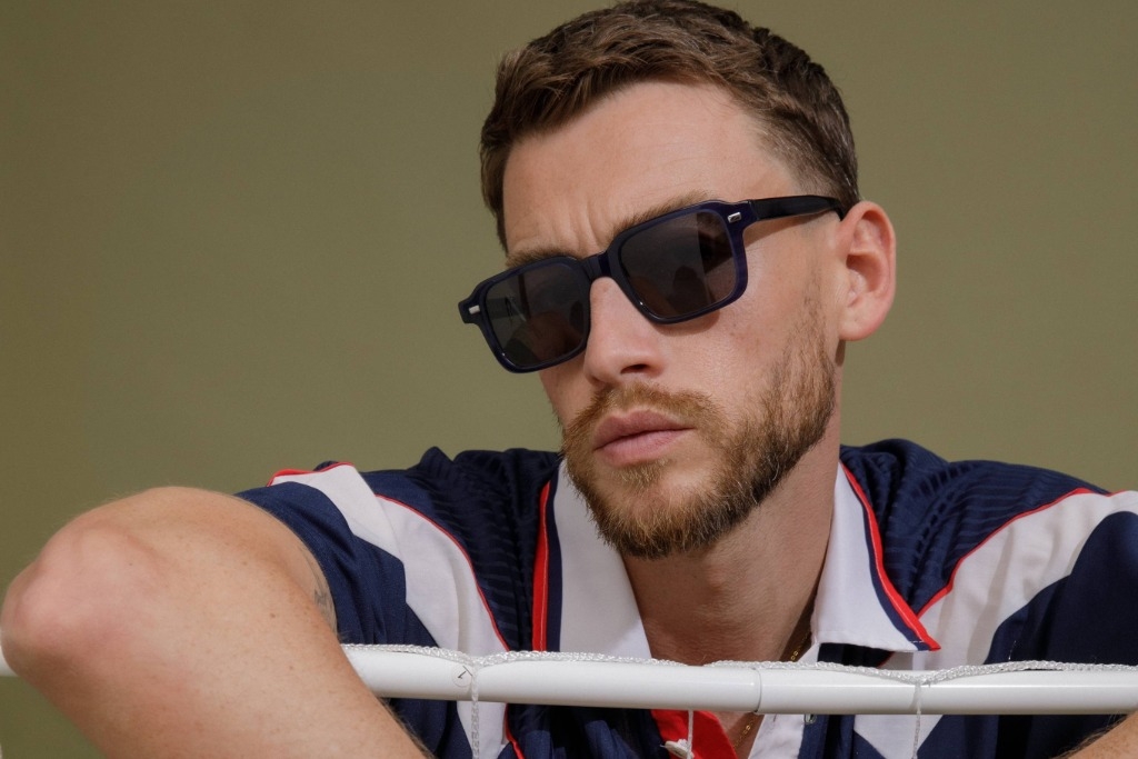 Male model wearing IOLLA Angus Sunglasses in Stone Blue