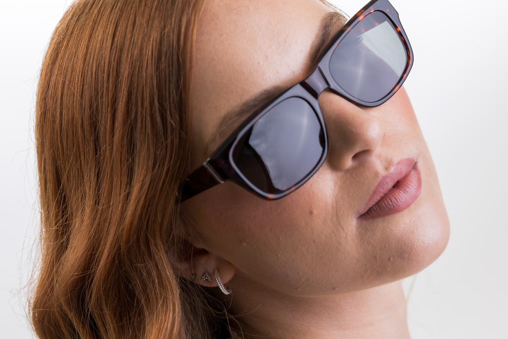 IOLLA Maclean Sunglasses in Deep Havana with Green Lenses Shown on Female Model