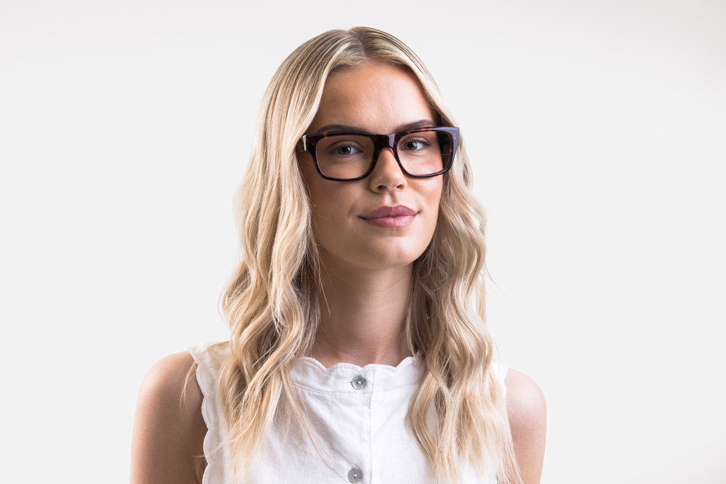 IOLLA Maclean Glasses in Deep Havana Shown on Female Model