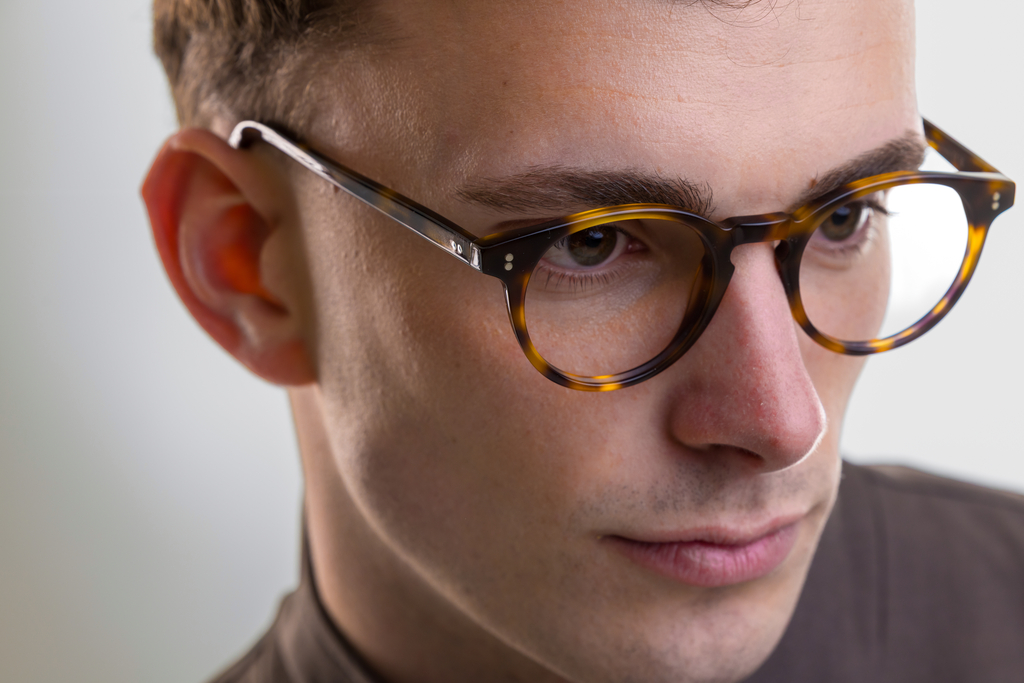 male model wearing Bell Light Medium Havana Glasses