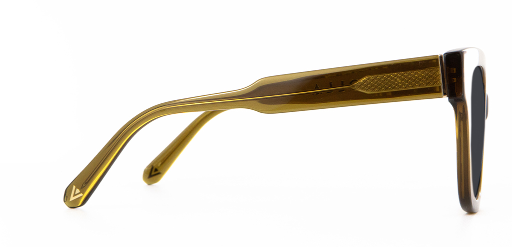 Ferne sunglasses in Husk Crystal with grey lenses side view 