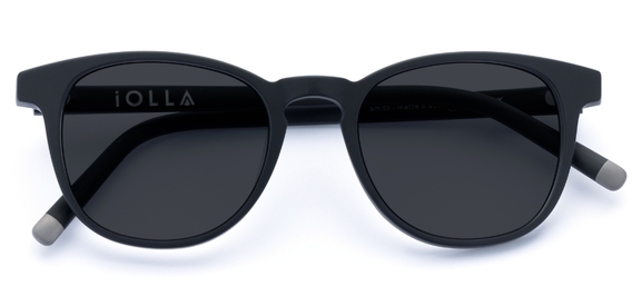 Smith in Matte Black – Everyday Classic Sunglasses | IOLLA