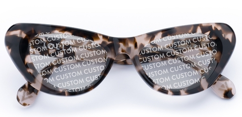 Kelly in Vanilla Tortoise – Classic Cat-Eye Sunglasses | IOLLA