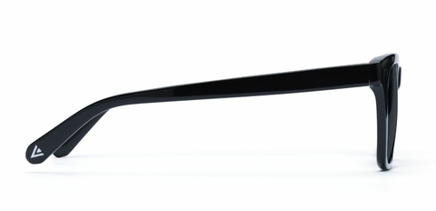 Duncan in Black – Strong & Modern Square Sunglasses | IOLLA