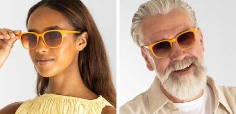 Models wearing IOLLA Stewart Honey Sunglasses_Gradient