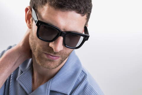 IOLLA Brodie Sunglasses in Black with Grey Lenses Shown on Male Model